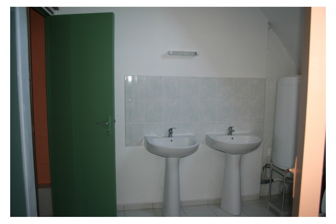 salle d'eau 1er étage (wc, douche, lavabos)